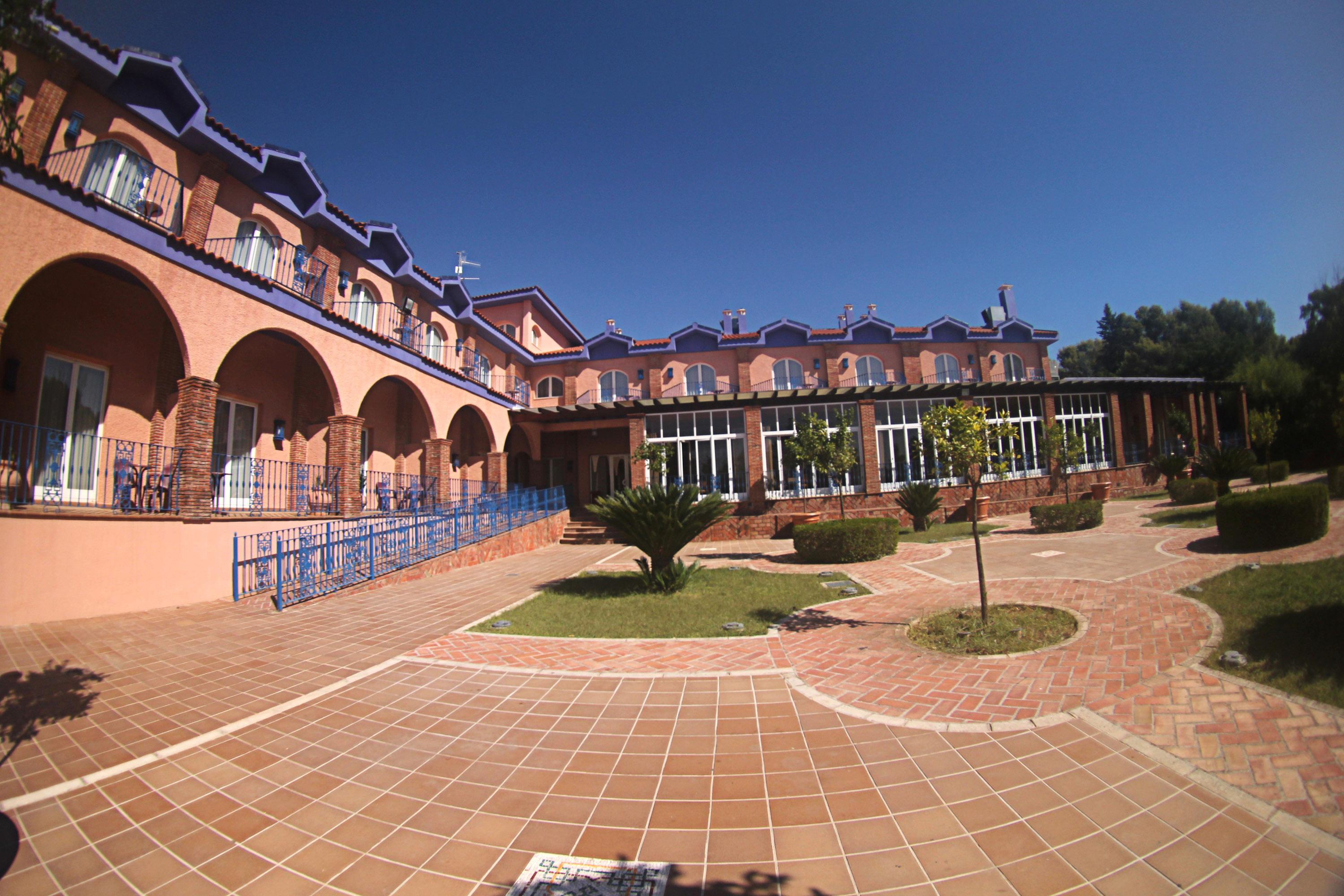 קברה Hotel Fuente Las Piedras מראה חיצוני תמונה