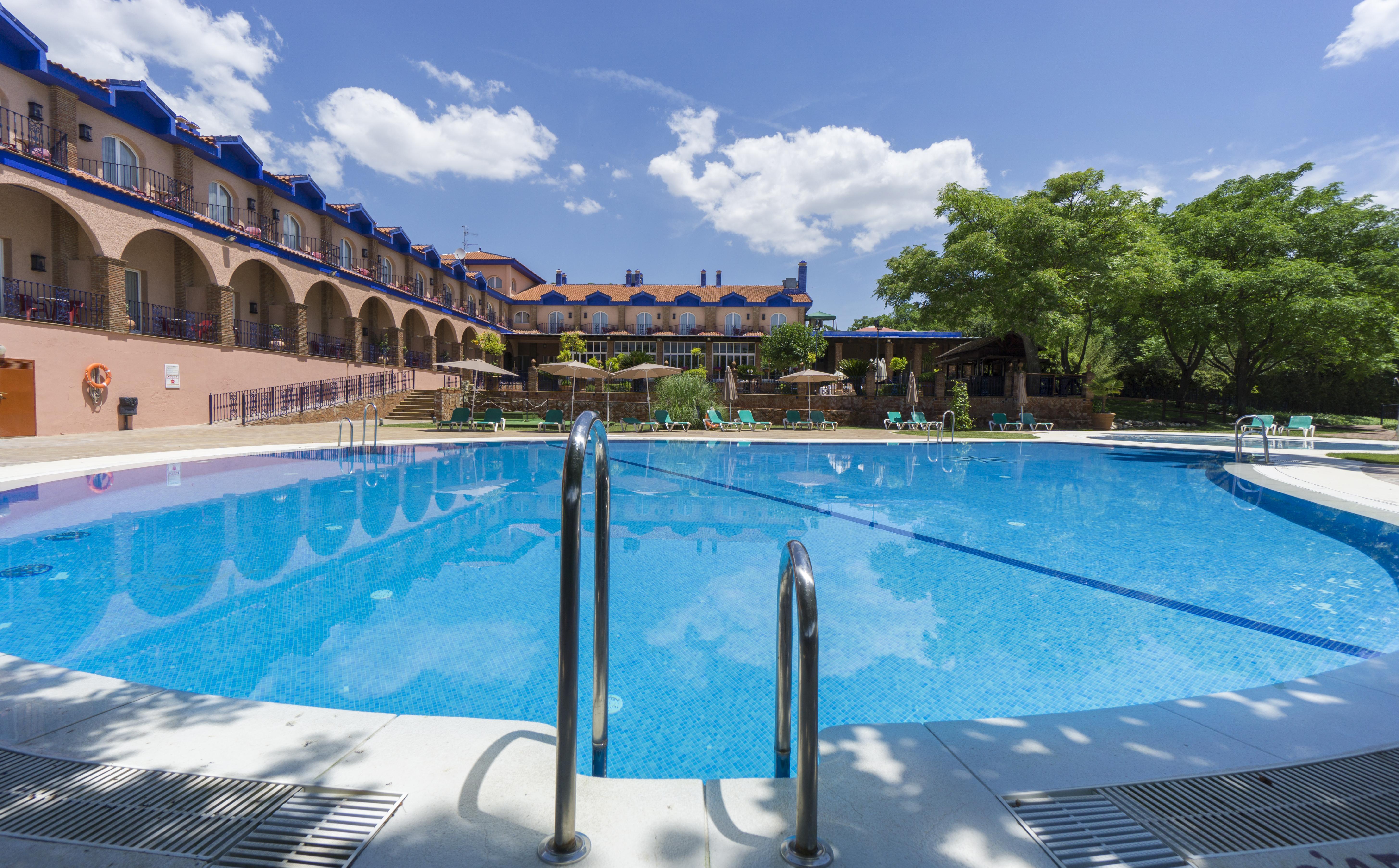 קברה Hotel Fuente Las Piedras מראה חיצוני תמונה