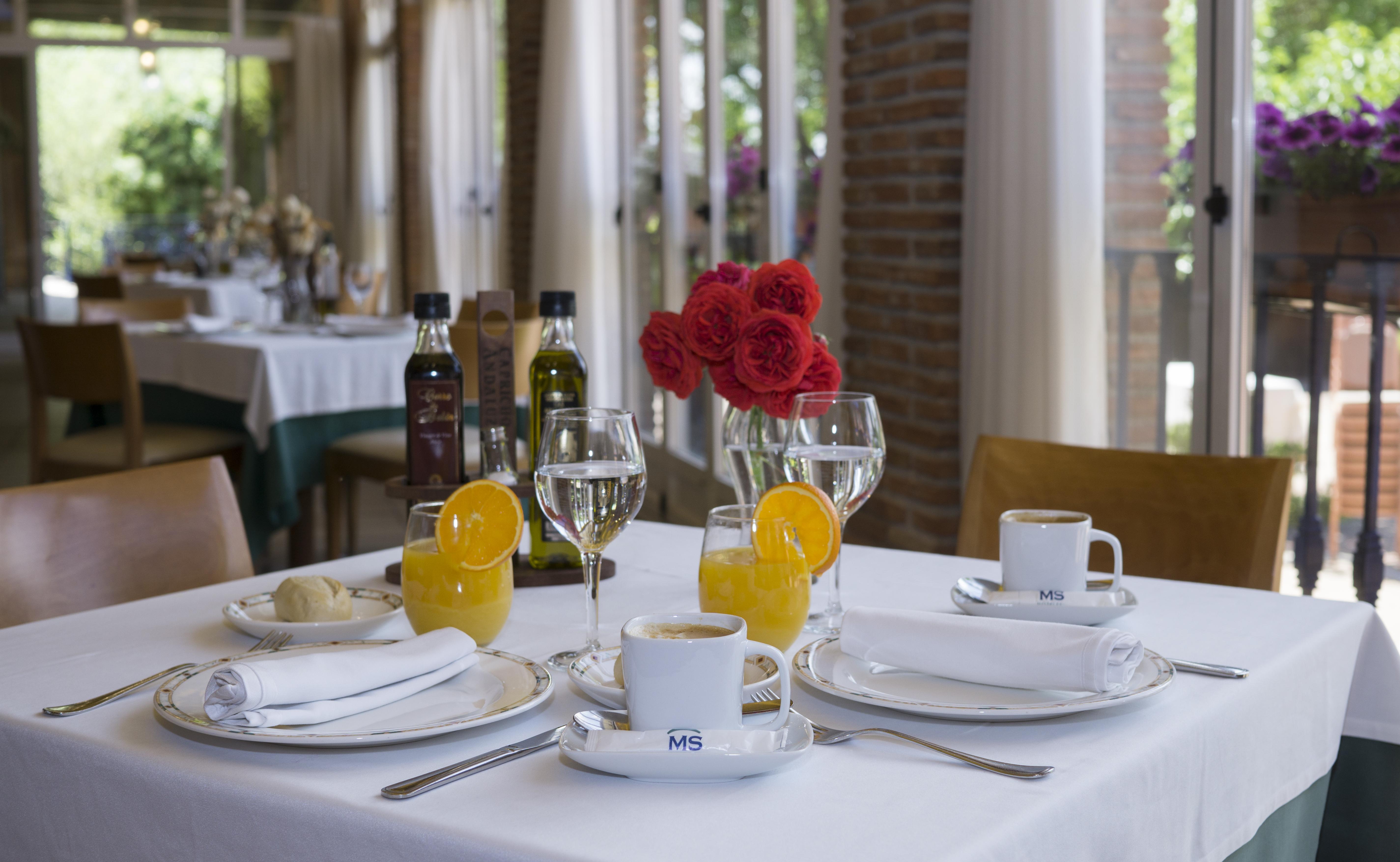 קברה Hotel Fuente Las Piedras מראה חיצוני תמונה