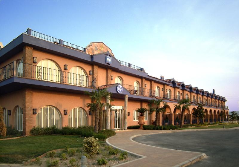 קברה Hotel Fuente Las Piedras מראה חיצוני תמונה