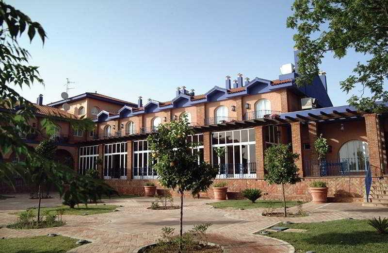 קברה Hotel Fuente Las Piedras מראה חיצוני תמונה