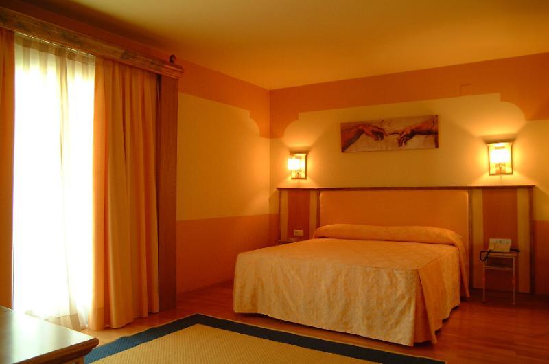 קברה Hotel Fuente Las Piedras חדר תמונה