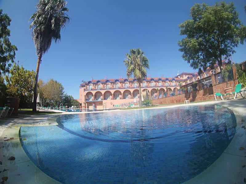 קברה Hotel Fuente Las Piedras מראה חיצוני תמונה