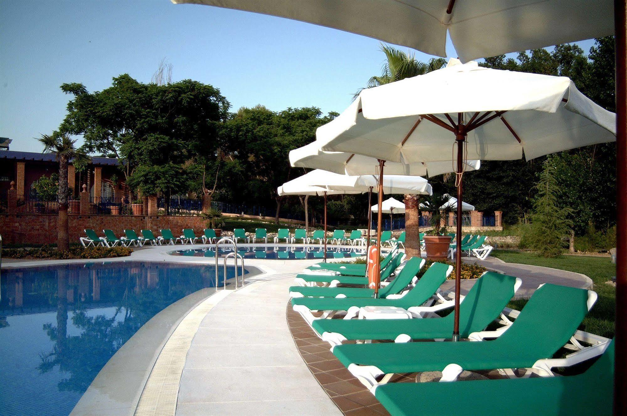קברה Hotel Fuente Las Piedras מראה חיצוני תמונה