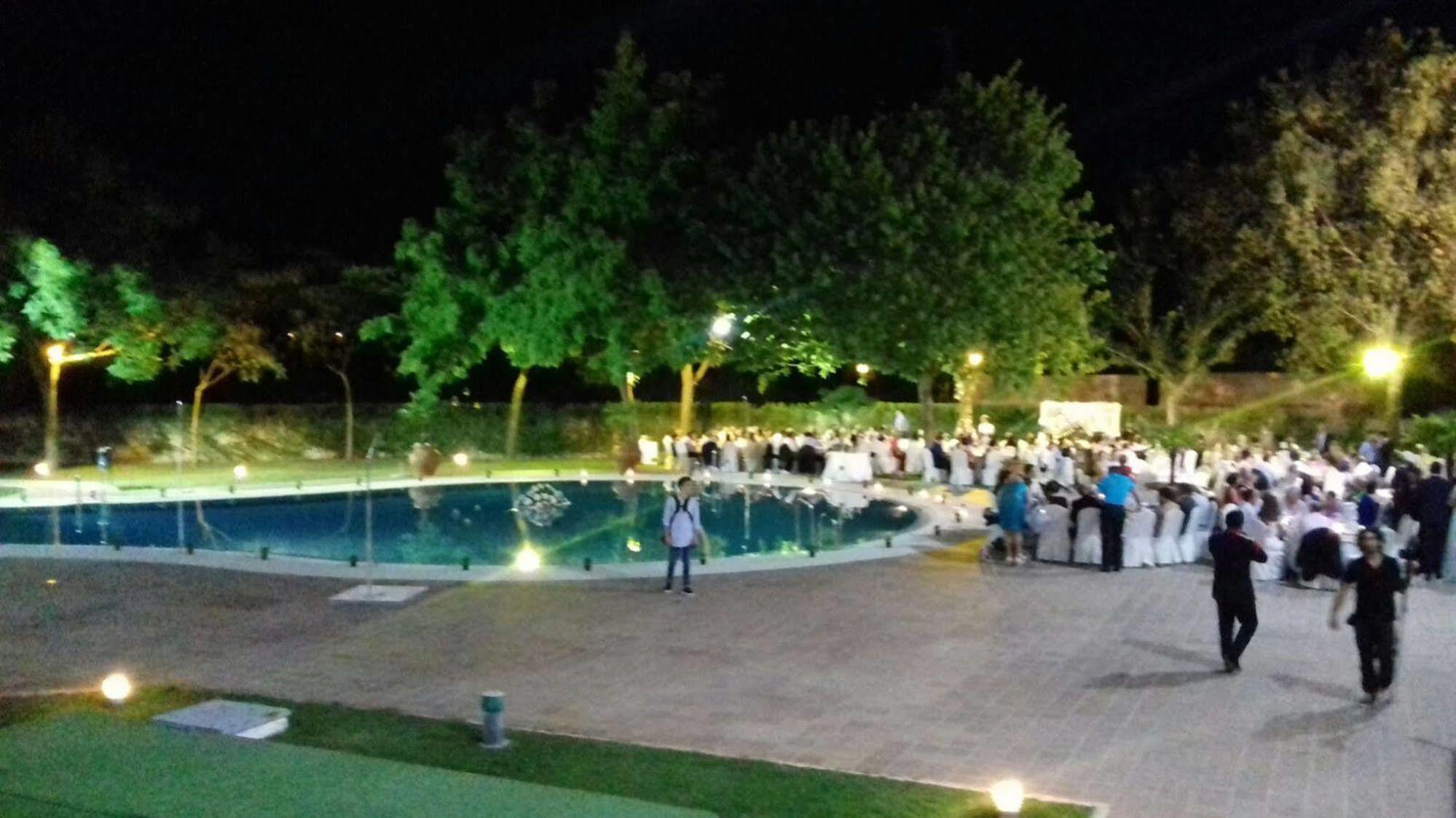 קברה Hotel Fuente Las Piedras מראה חיצוני תמונה